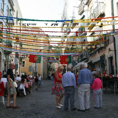 Διαμέρισμα Alfama Chic Penabuquel3